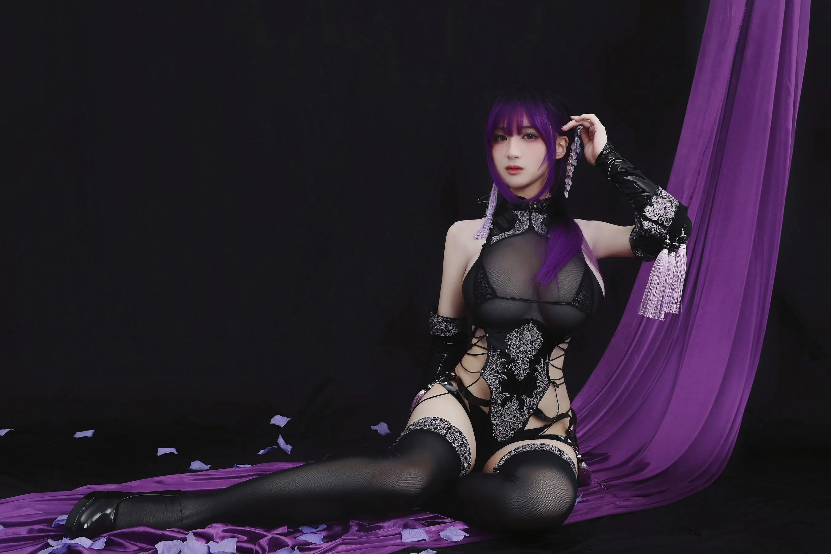幼愛youmeko – NO.05 紫流苏旗袍 [36P]插图3